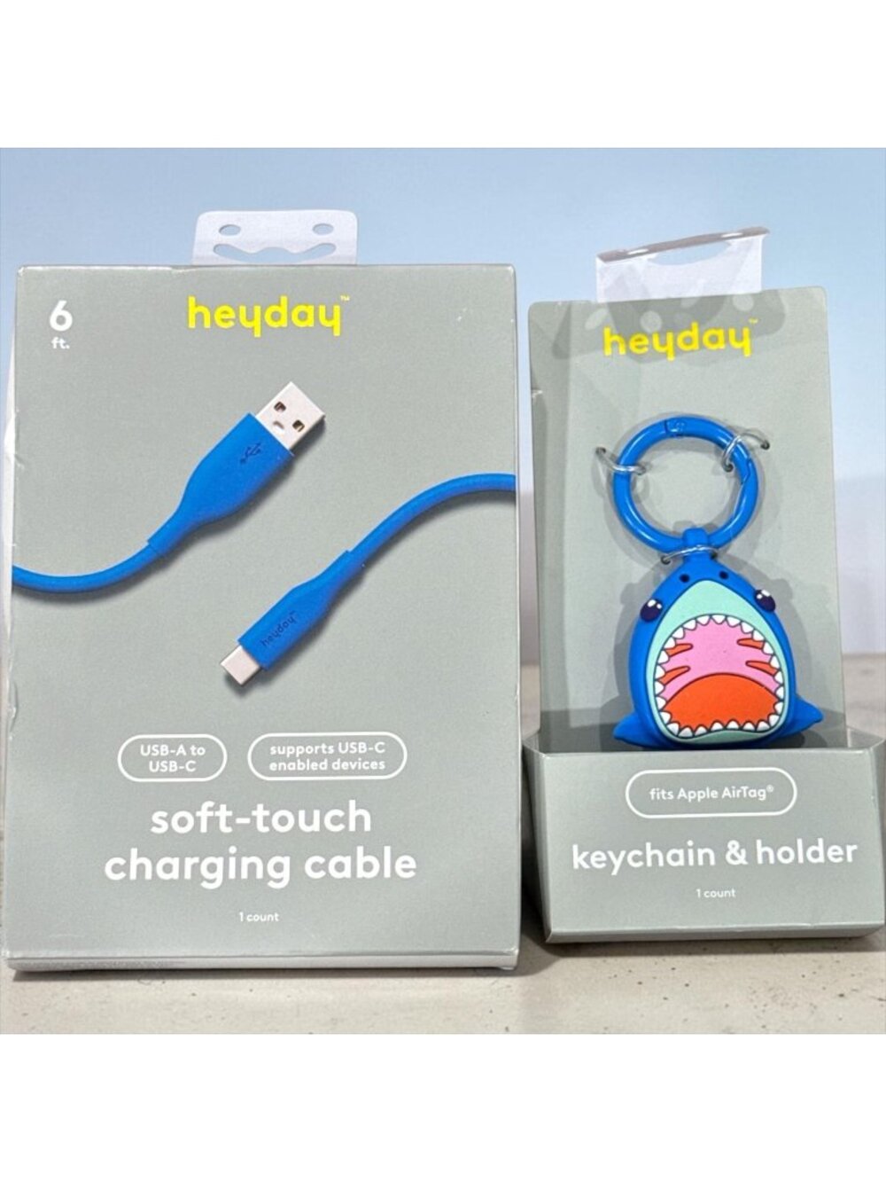 Heyday USB-A To USB-C Charging Cable & Shark AirTag Keychain Holder 6ft Blue